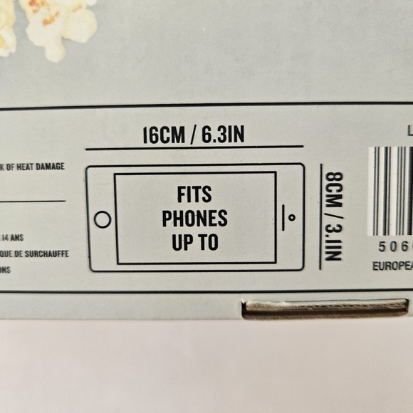 NIB Smartphone Projector 2.0 cinema in a box - Picture 3 of 9